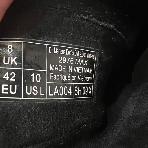 Dr.Martens Women’s 2976 Max Leather Platform Boots - Picture 7 of 7